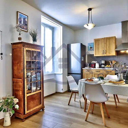 Casa de Férias Localise - M37 - Maison De A Deux Pas Du Centre Et Des Plages - Wifi Inclus - Draps Inclus - Animaux Bienvenus - Exterieur Clos - Parking Privatif Guilvinec